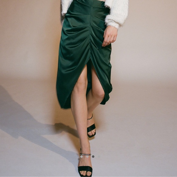 UO COLETTE DRAPEY MIDI SKIRT - Picture 3 of 7